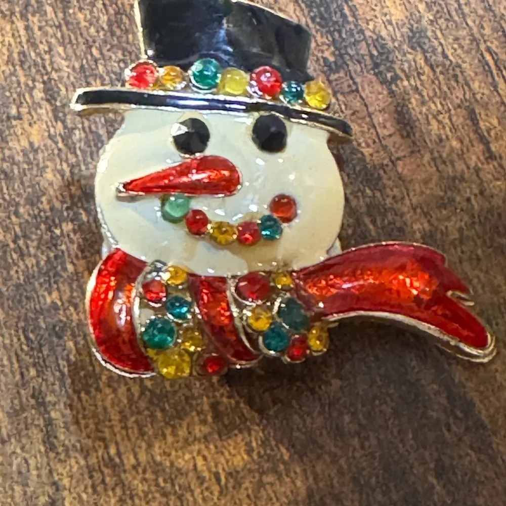 Festive Snowman vintage Brooch light up with Colorful Gems